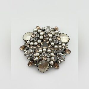 Vintage Schreiner, New York Brooch